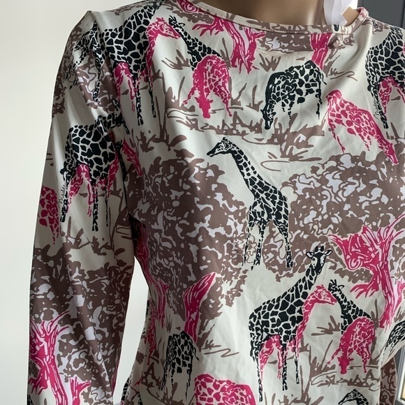 Melly M Giraffe Print Top - Picture 6 of 11